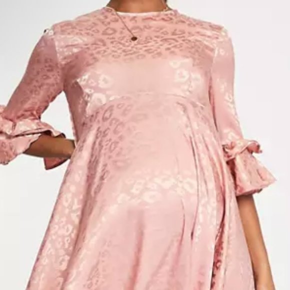 Queen Bee Maternity satin smock dress - Picture 3 of 3